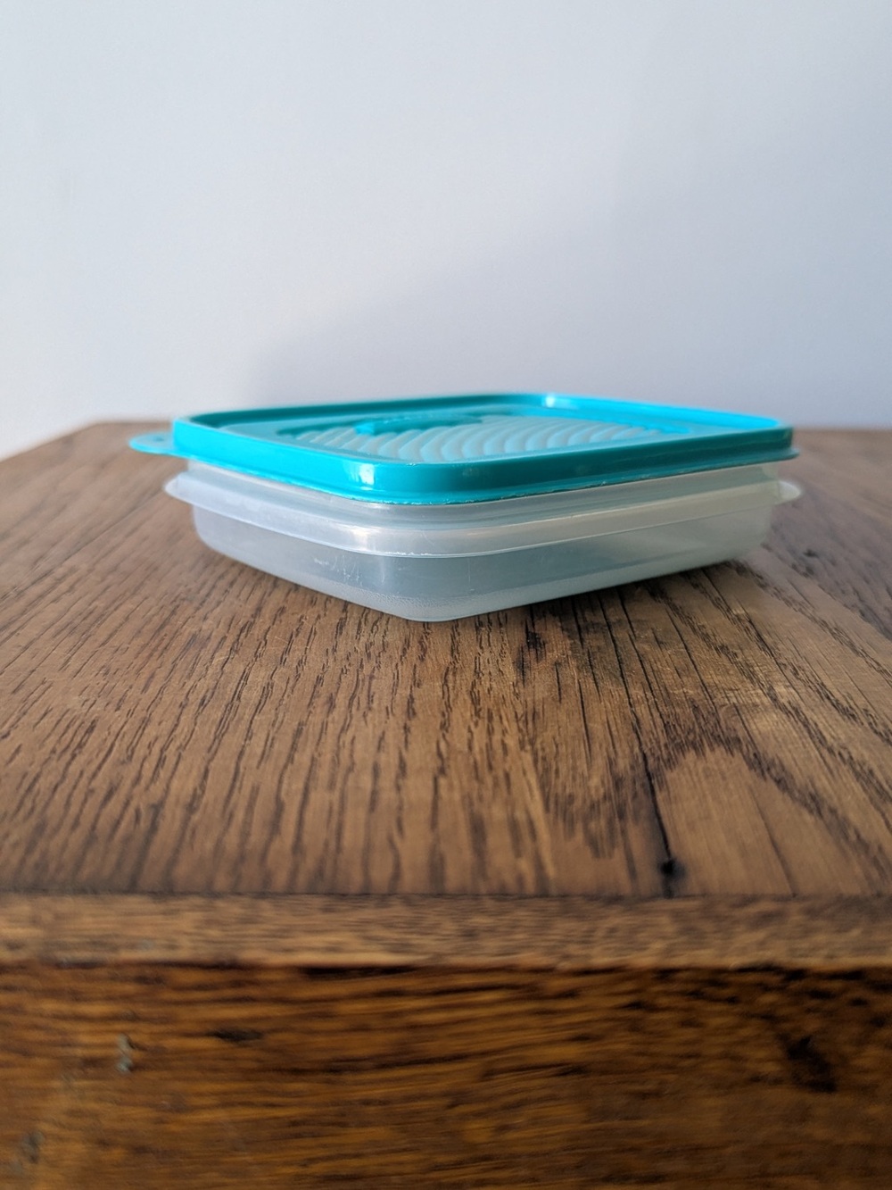 Rubbermaid Servin Saver #17 Rectangle Munchettes 10.5oz Storage Container - Teal